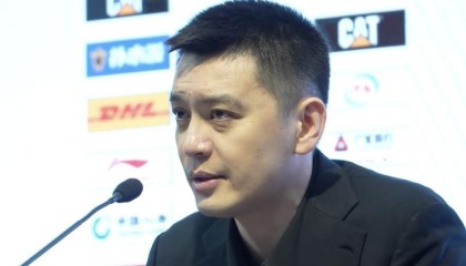 乐鱼官方网站-杨鸣：球队现在缺少一个领袖带领大家团结在一起并走出低谷