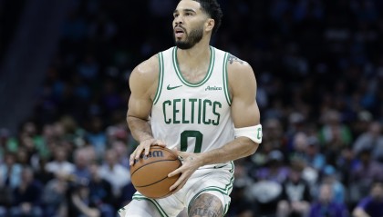 乐鱼官方入口-武切维奇：我和塔图姆一起打球时间并不多 但很快能建立化学反应